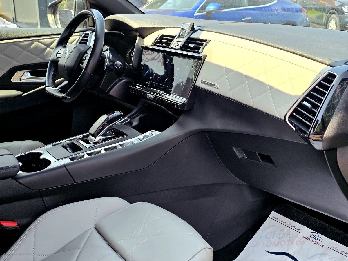 DS DS7 (Crossback) 2020 1.6 PHeV AWD 300 EAT8 OPERA - foto 12