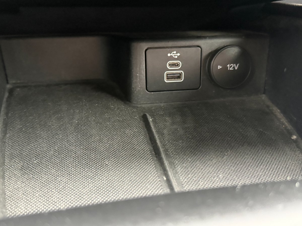 Ford Kuga 2023 2.5 Duratec FHEV FWD Vignale - foto 28