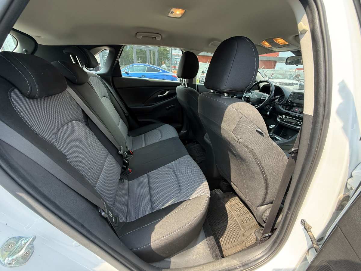 Hyundai i30 2022 1.5 110CP 5DR M/T Comfort - foto 12