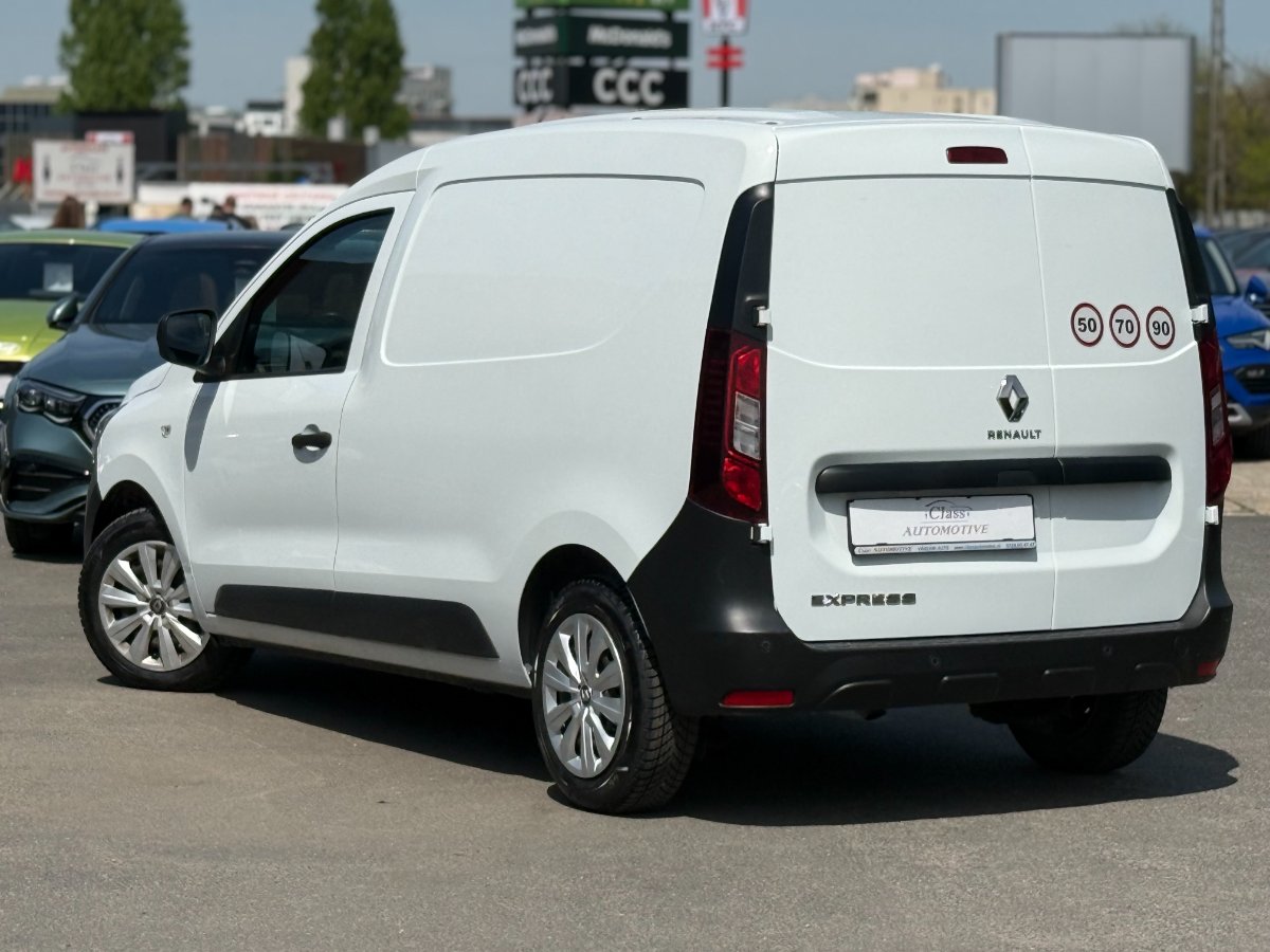 Renault Express 2022 1.5 diesel 75 cp - foto 8