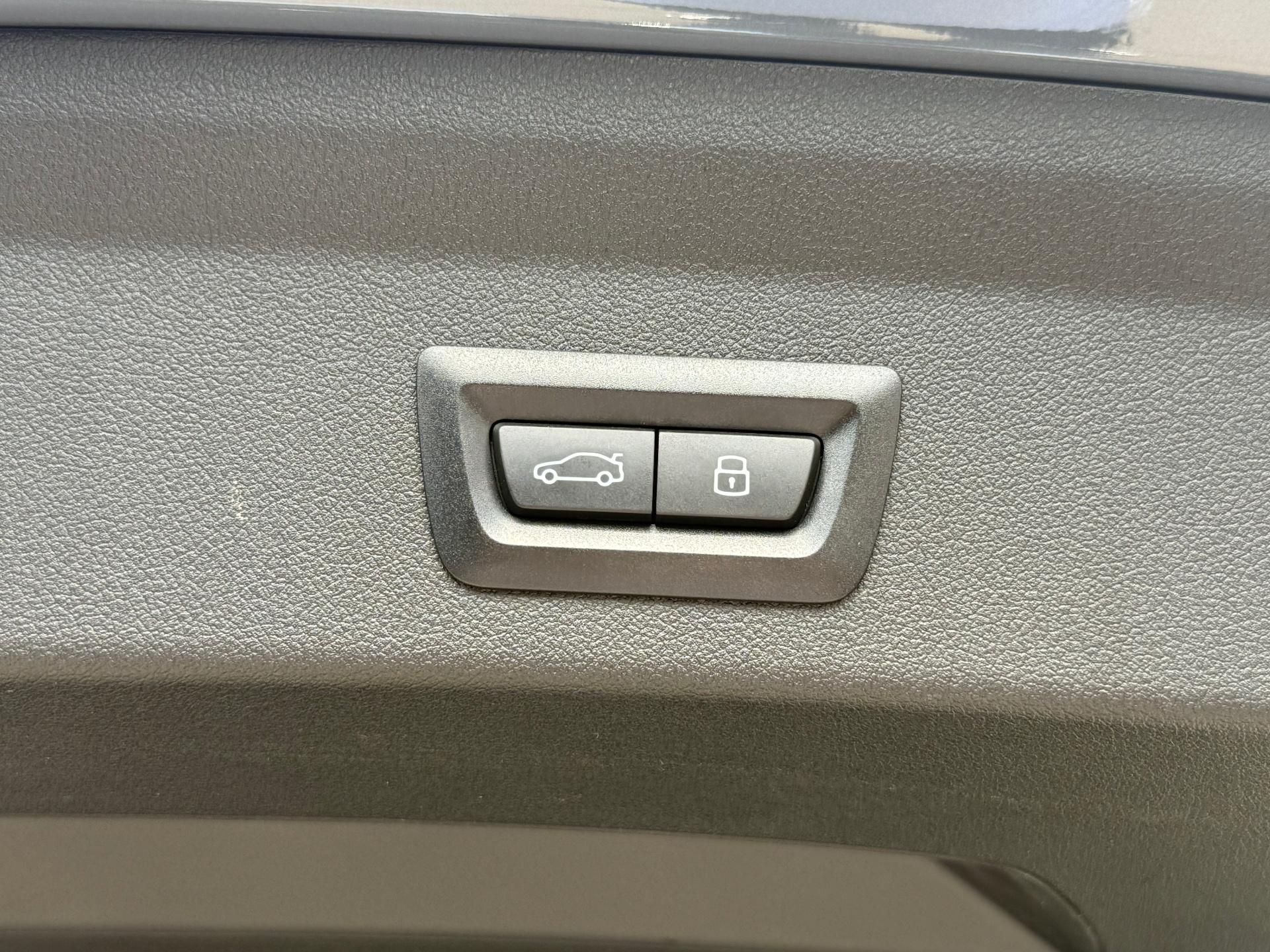 BMW Seria 1 2025 120d automat Pachet M - foto 32