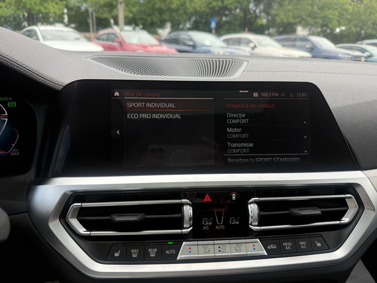 BMW Seria 3 2022 320d xDrive AT Luxury Line - foto 10