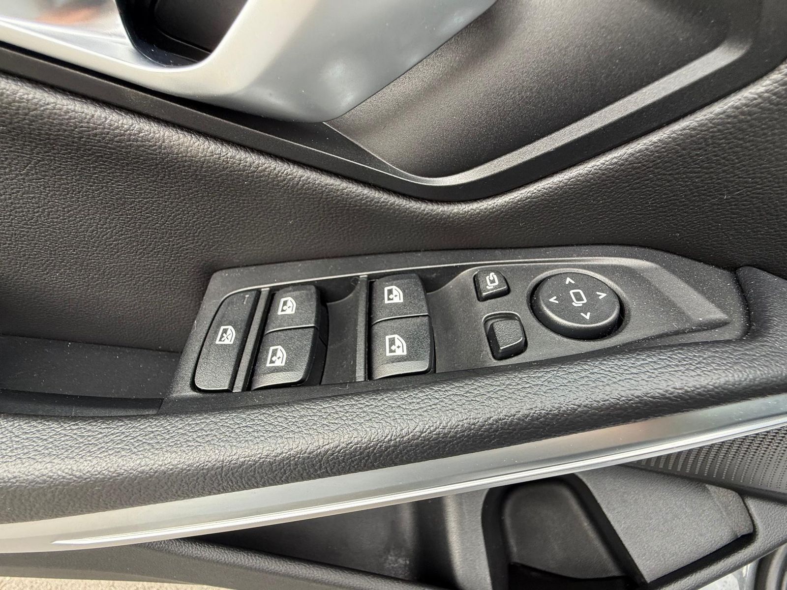 BMW Seria 3 2022 320d xDrive AT Luxury Line - foto 33