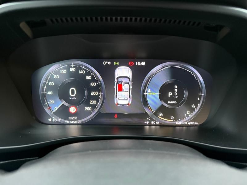 Volvo XC40 2021 - foto 24