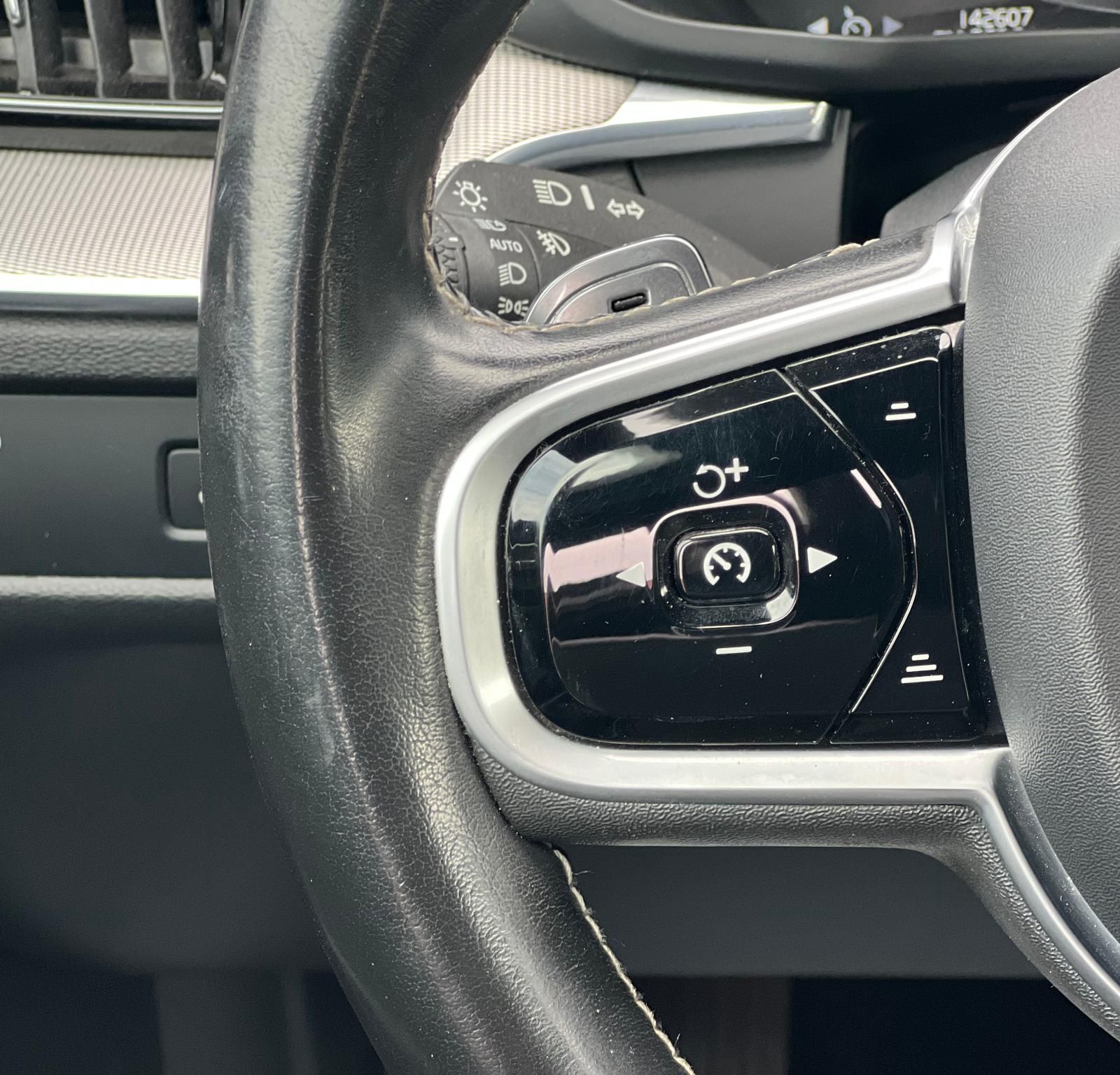 Volvo XC 60 2020 - foto 22