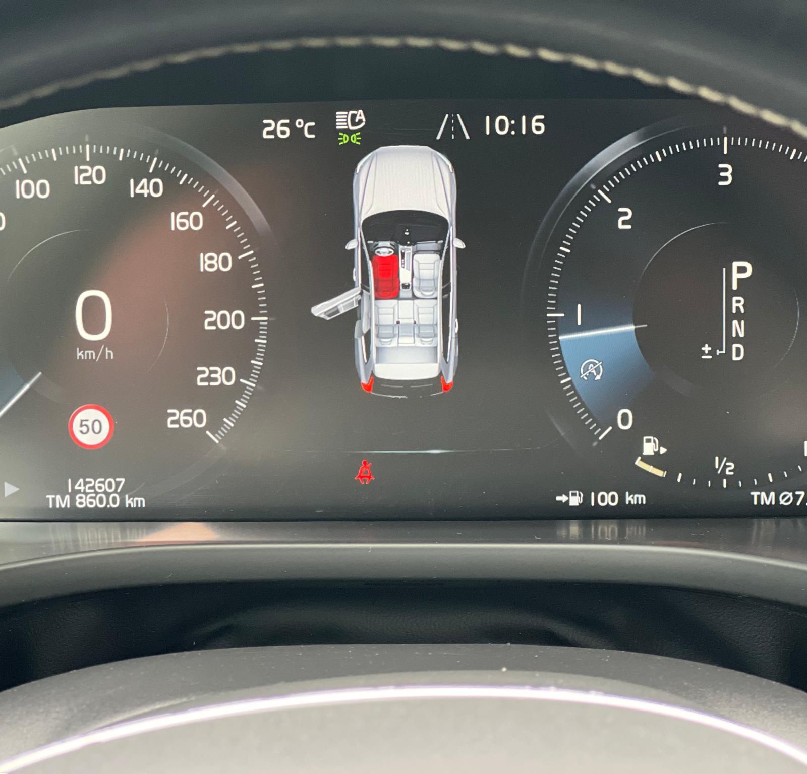 Volvo XC 60 2020 - foto 23