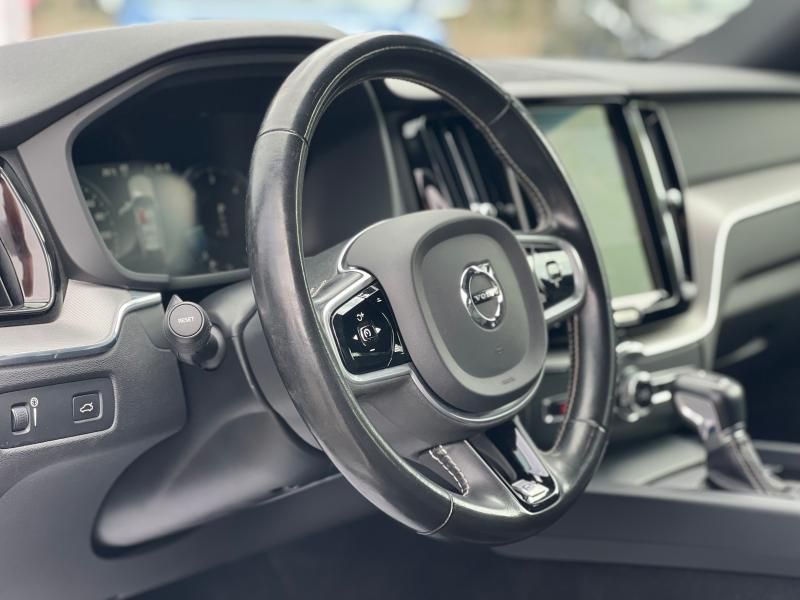 Volvo XC 60 2020 - foto 36