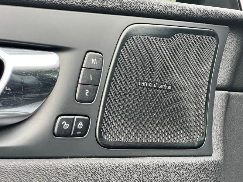 Volvo XC 60 2020 - foto 37