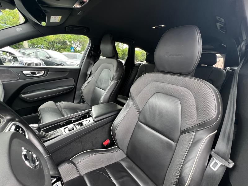 Volvo XC 60 2020 - foto 41