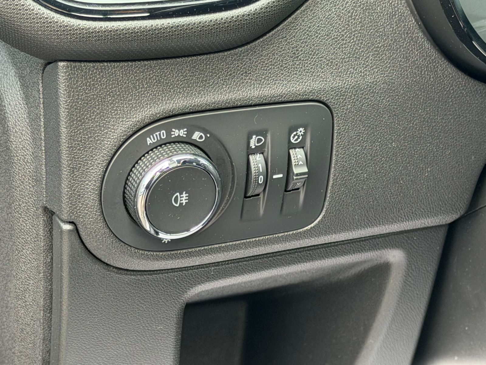 Opel Crossland (X) 2021 1.2 Turbo Start/Stop Aut. Enjoy - foto 19
