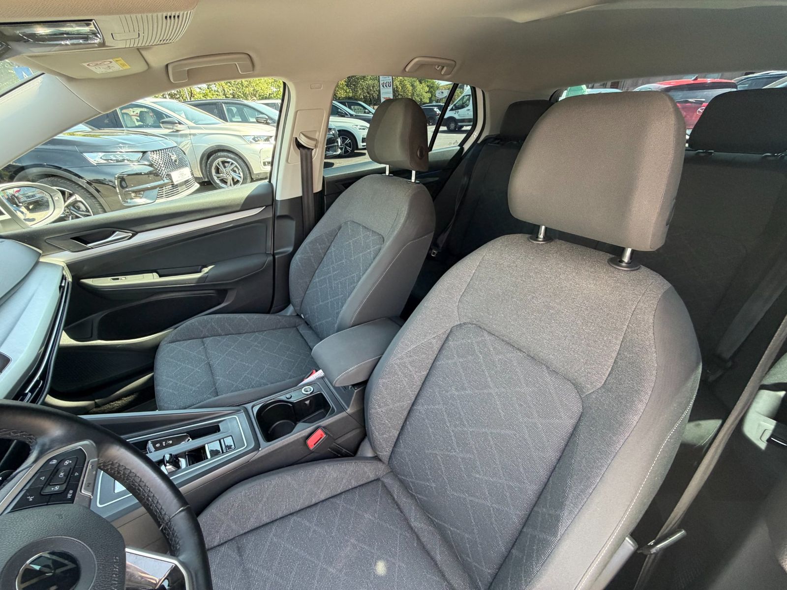 Volkswagen Golf 2021 1.5 eTSI ACT DSG MHEV Style - foto 12