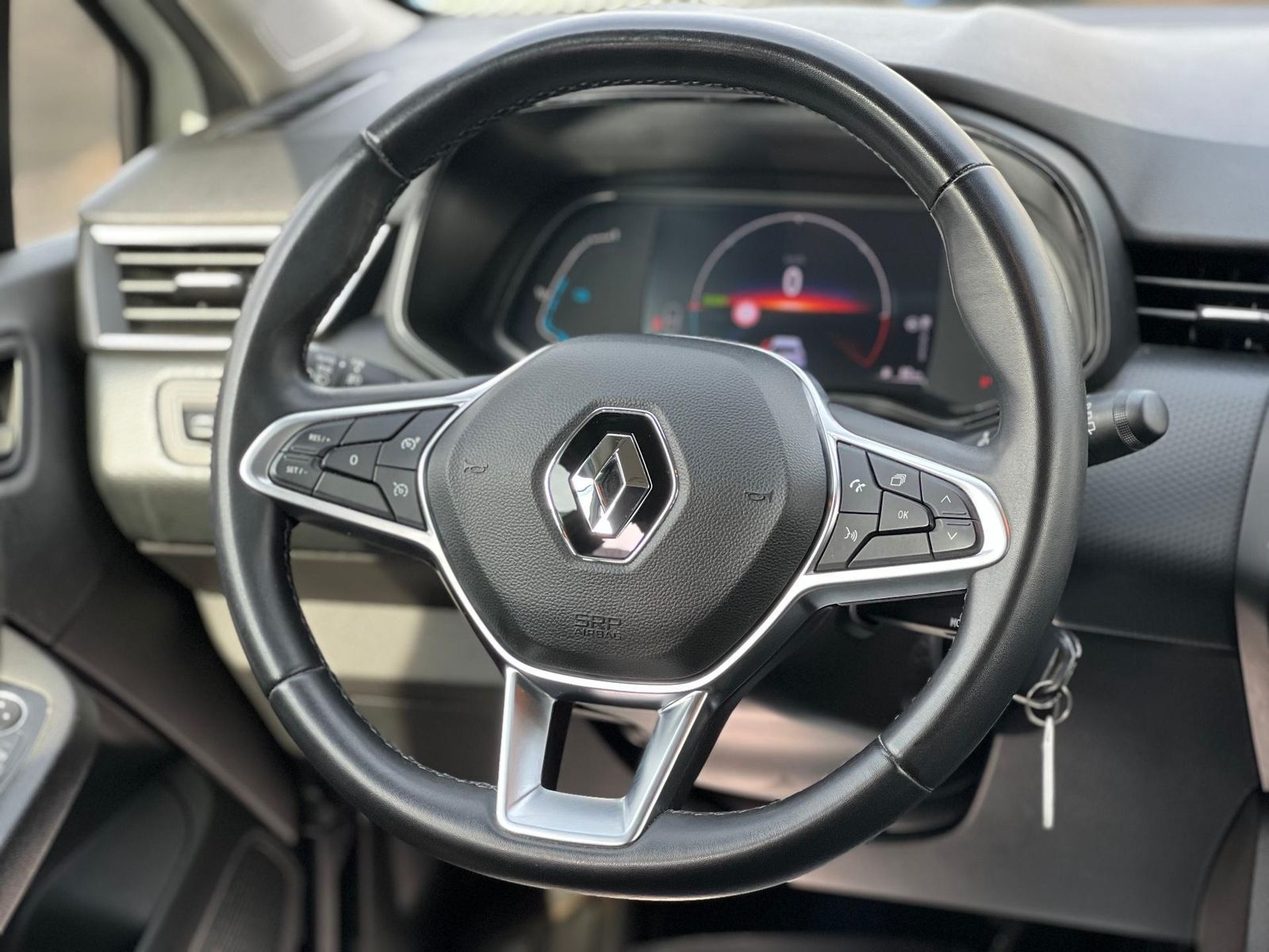 Renault Clio 1.6 E-TECH HYBRID 145 CP - foto 26