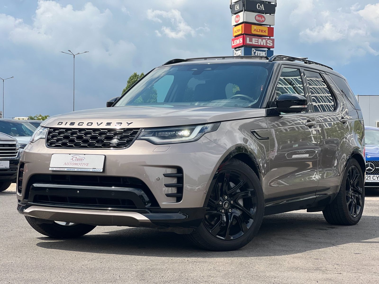 Land Rover Discovery 2024 - foto 1