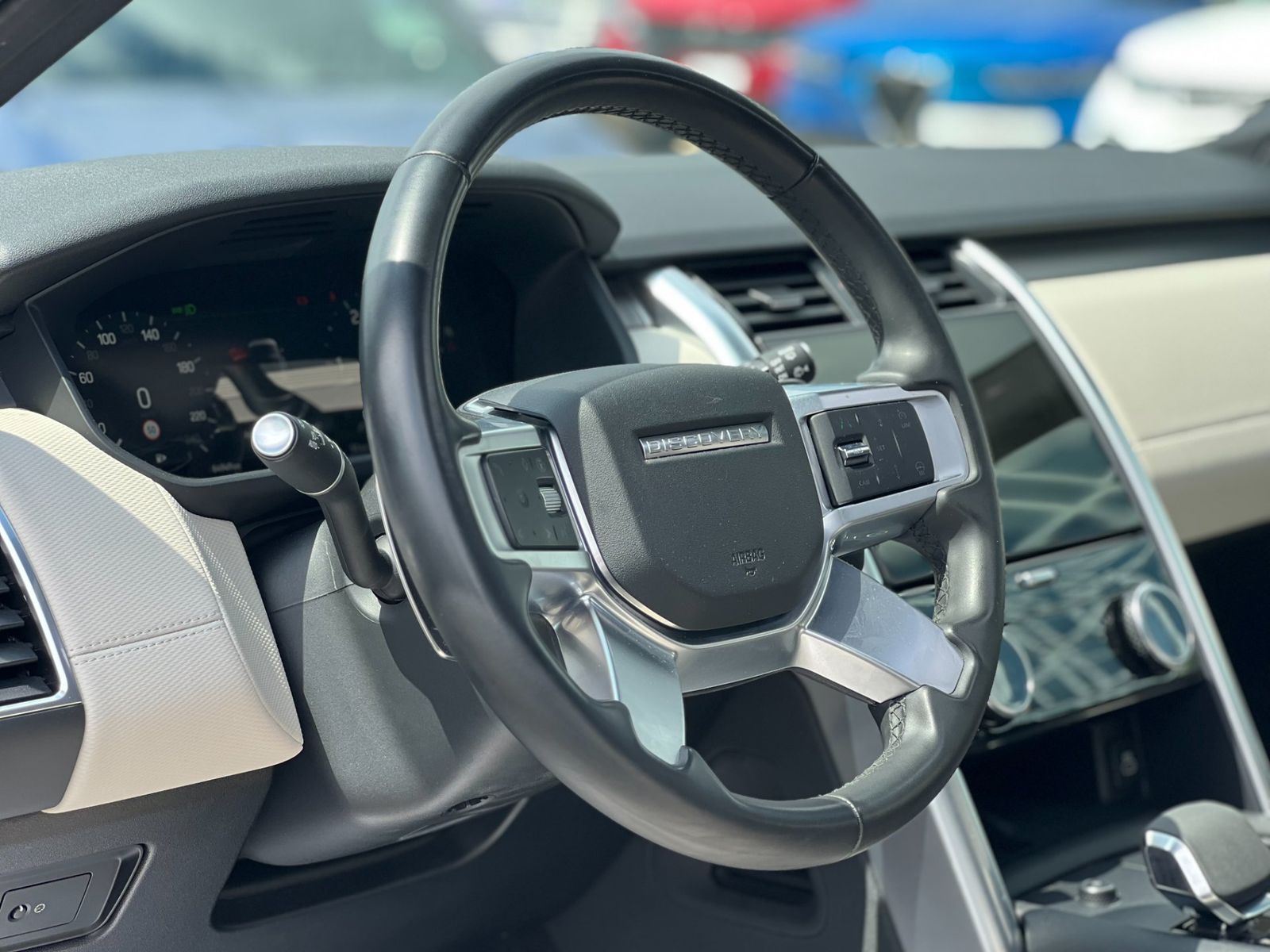 Land Rover Discovery 2024 - foto 12
