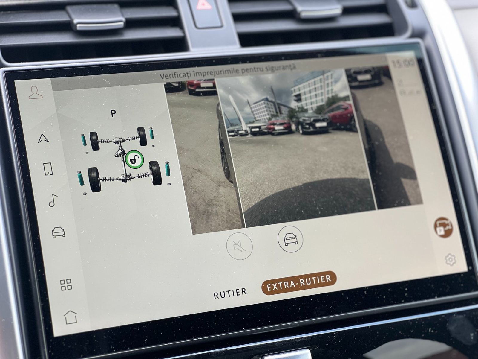 Land Rover Discovery 2024 - foto 44