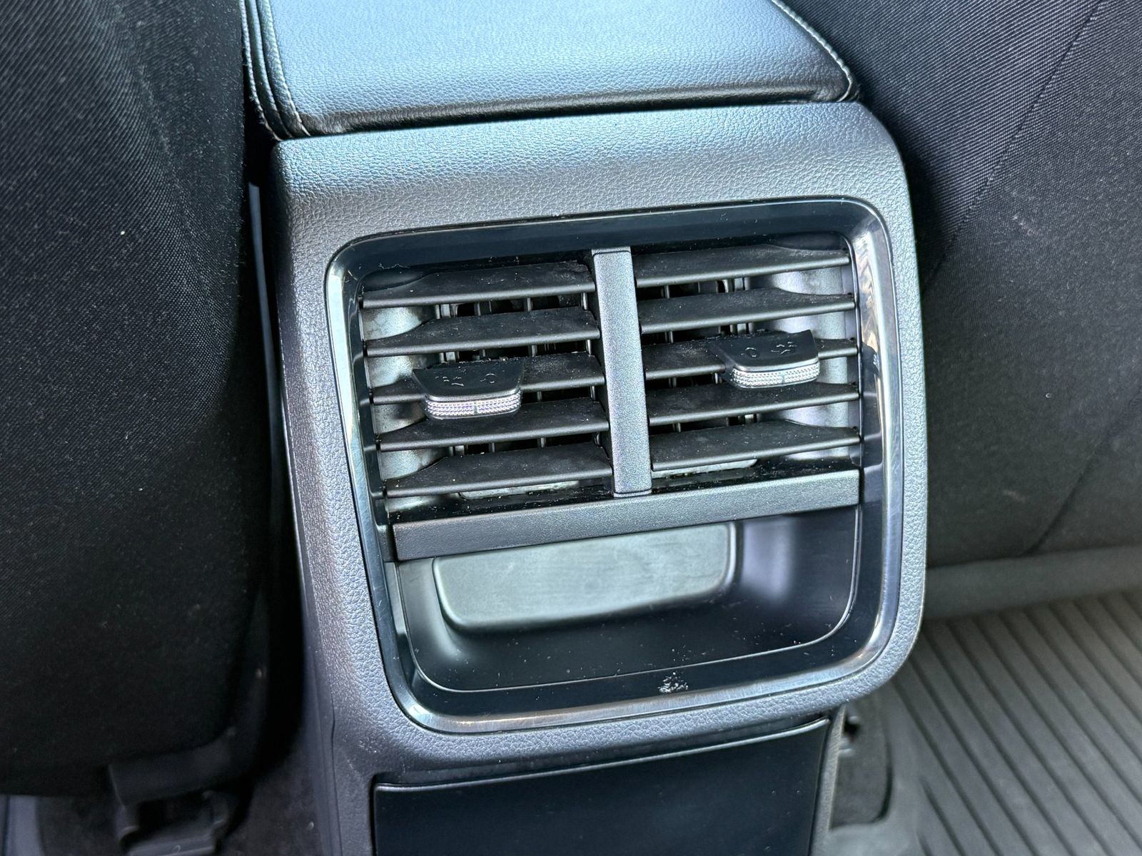 Skoda Octavia 2023 1.0 TSI DSG Mild Hybrid Ambition - foto 14