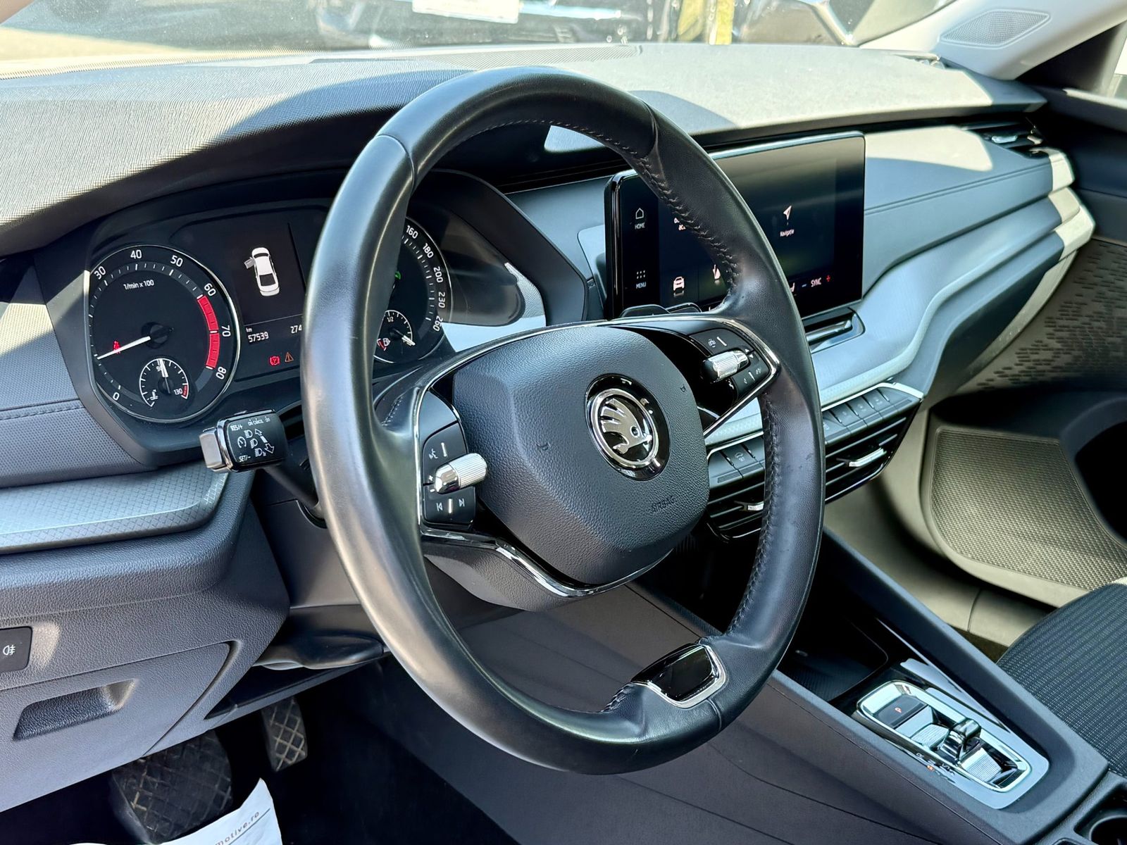 Skoda Octavia 2023 1.0 TSI DSG Mild Hybrid Ambition - foto 11