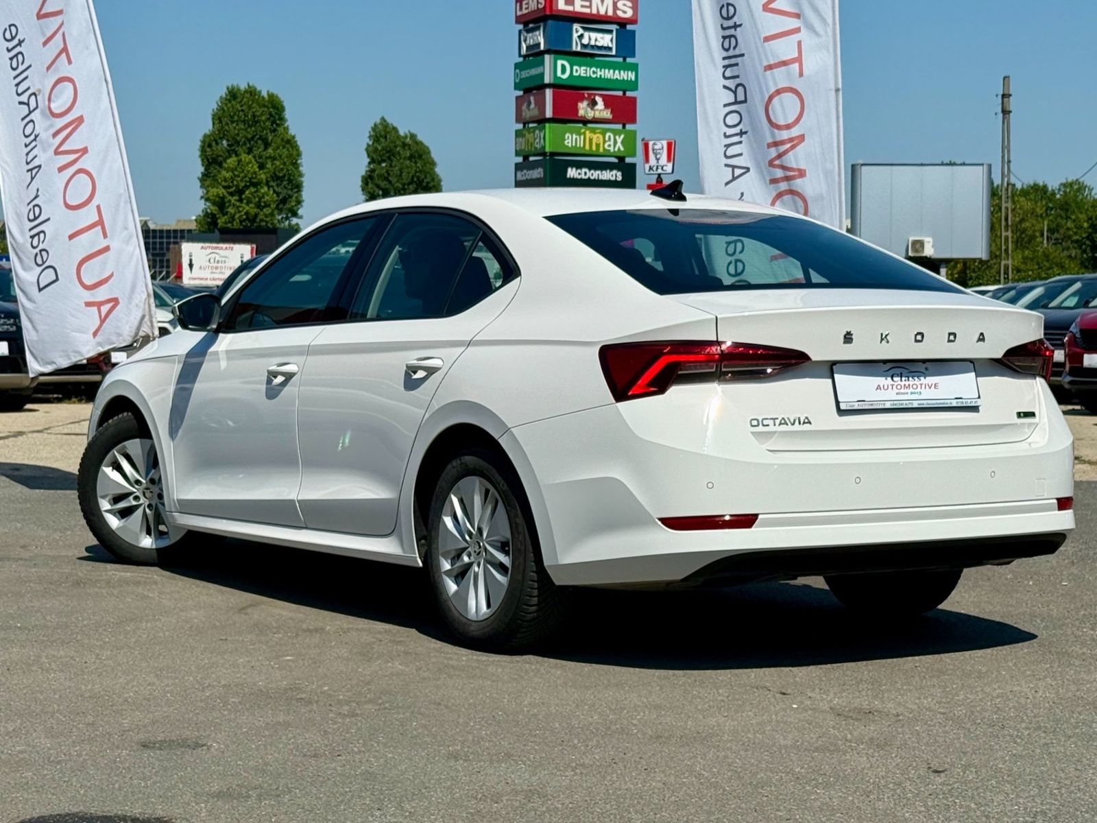 Skoda Octavia 2023 1.0 TSI DSG Mild Hybrid Ambition - foto 4