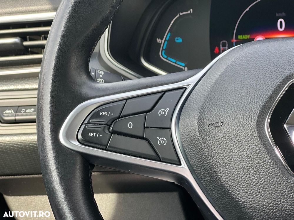 Renault Clio 2023 V E-Tech 145 Techno - foto 11