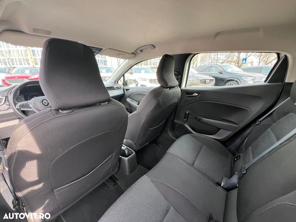 Renault Clio 2023 V E-Tech 145 Techno - foto 24