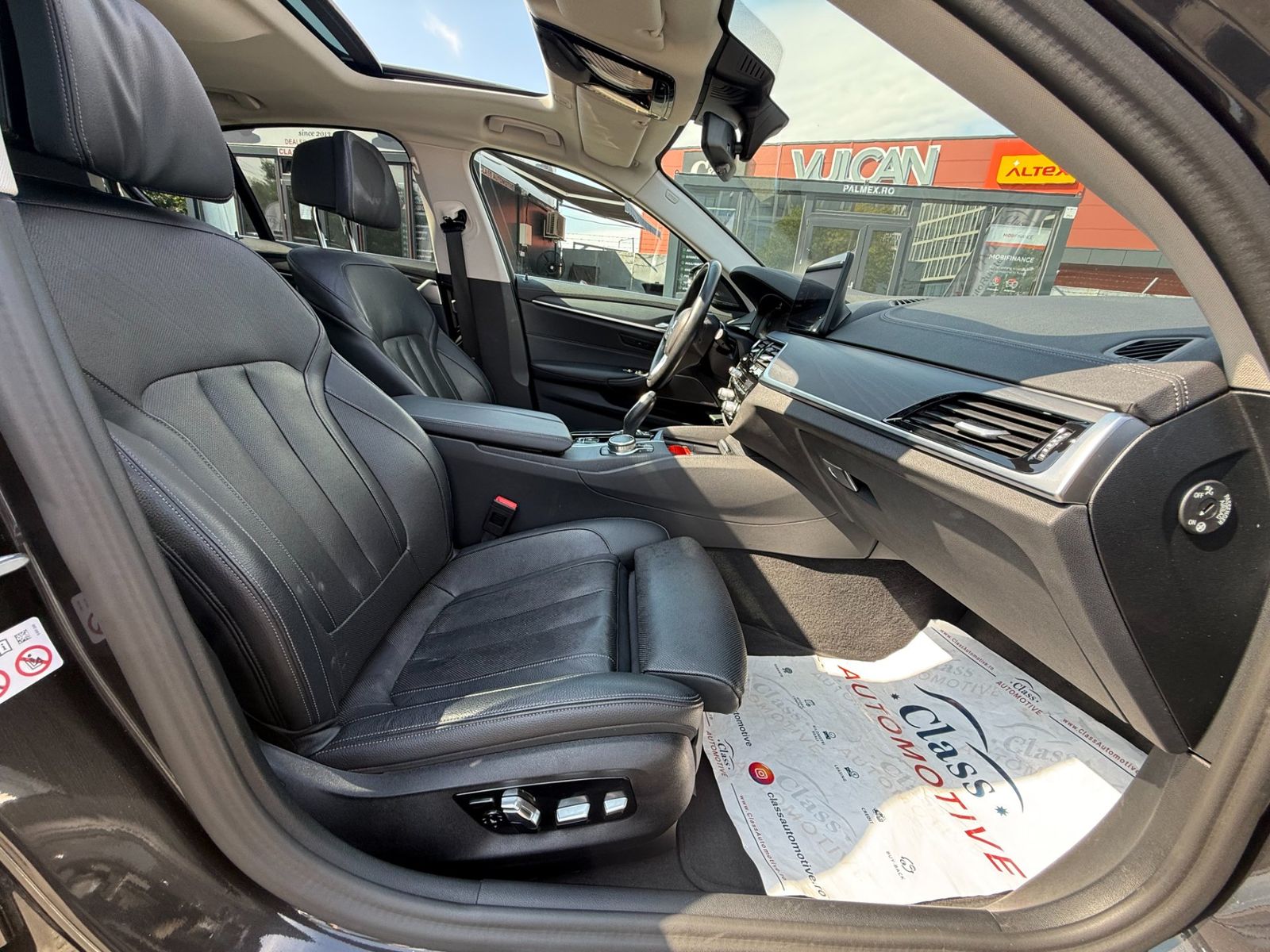 BMW Seria 5 2023 530d xDrive AT MHEV - foto 12