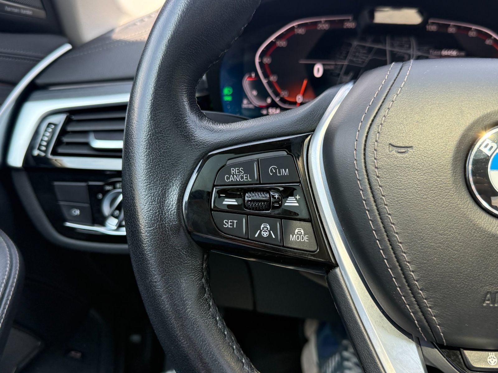 BMW Seria 5 2023 530d xDrive AT MHEV - foto 21