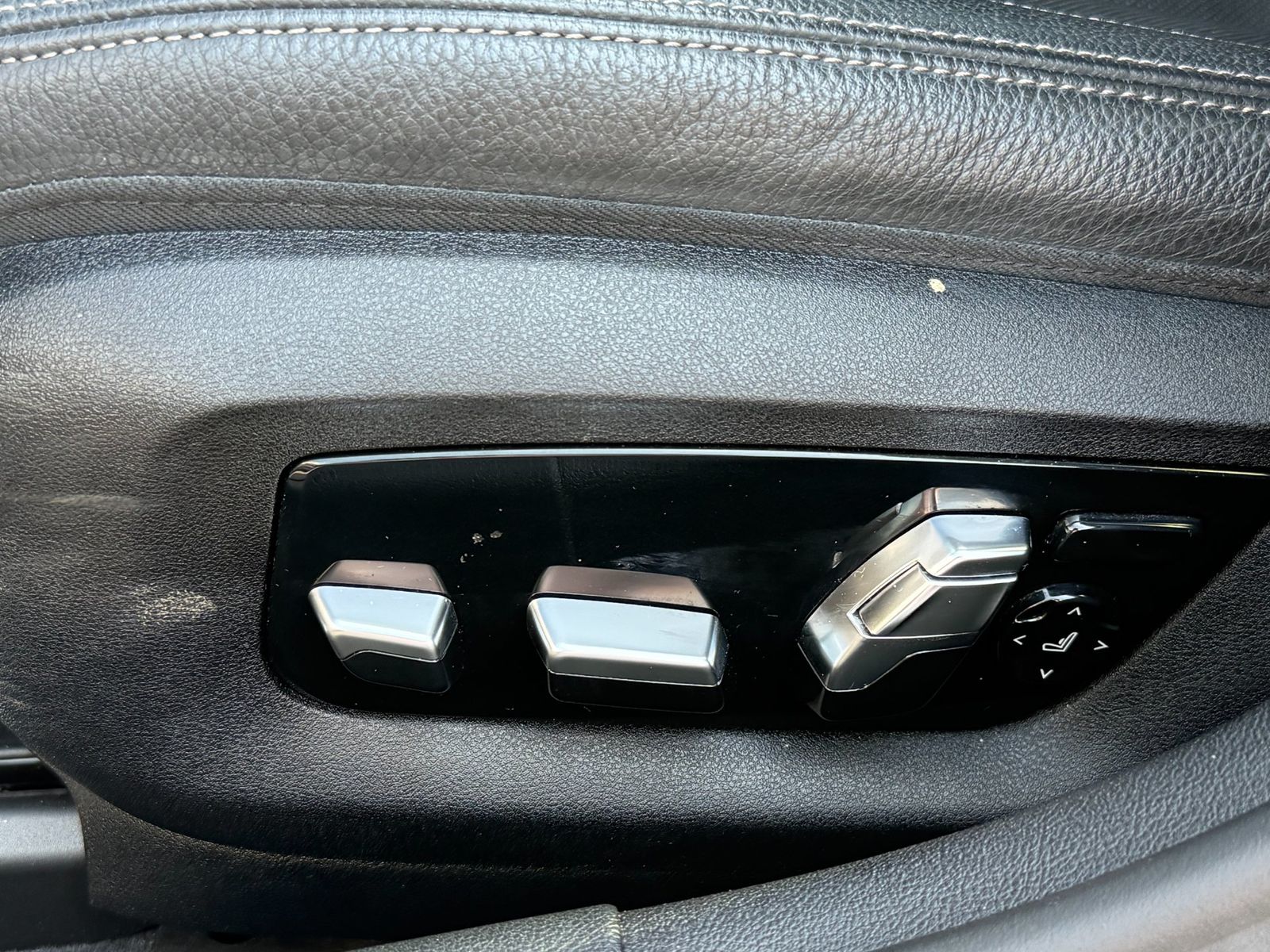 BMW Seria 5 2023 530d xDrive AT MHEV - foto 9