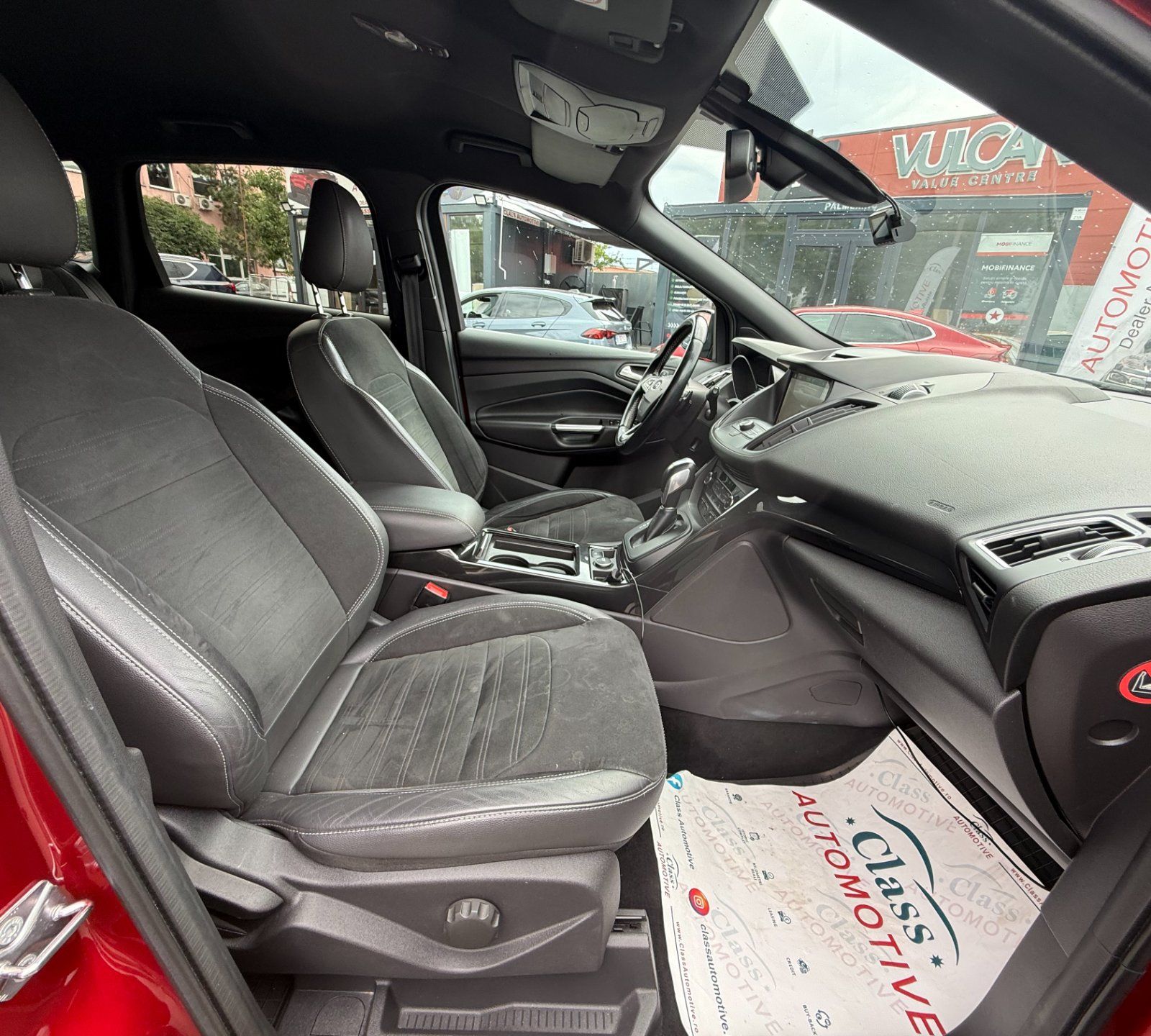 Ford Kuga 2017 - foto 30