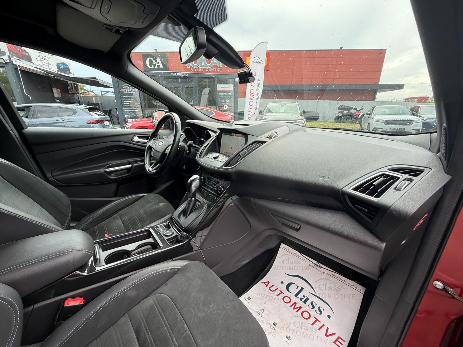 Ford Kuga 2017 - foto 32