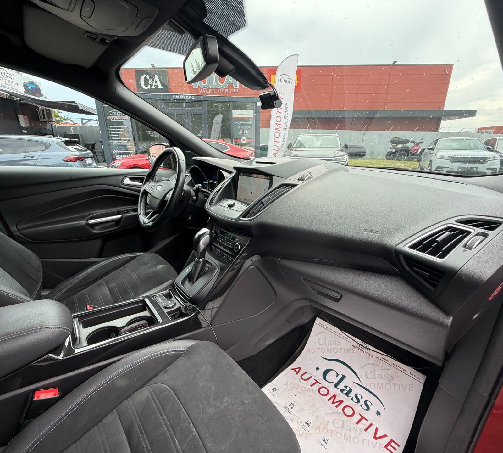Ford Kuga 2017 - foto 32