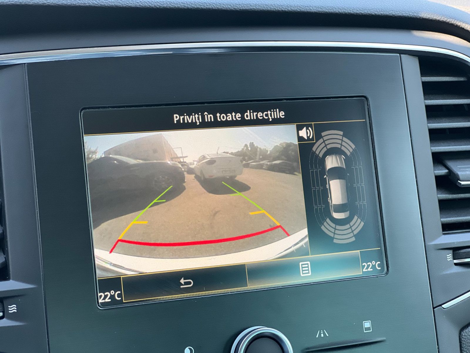 Renault Megane 2019 - foto 21