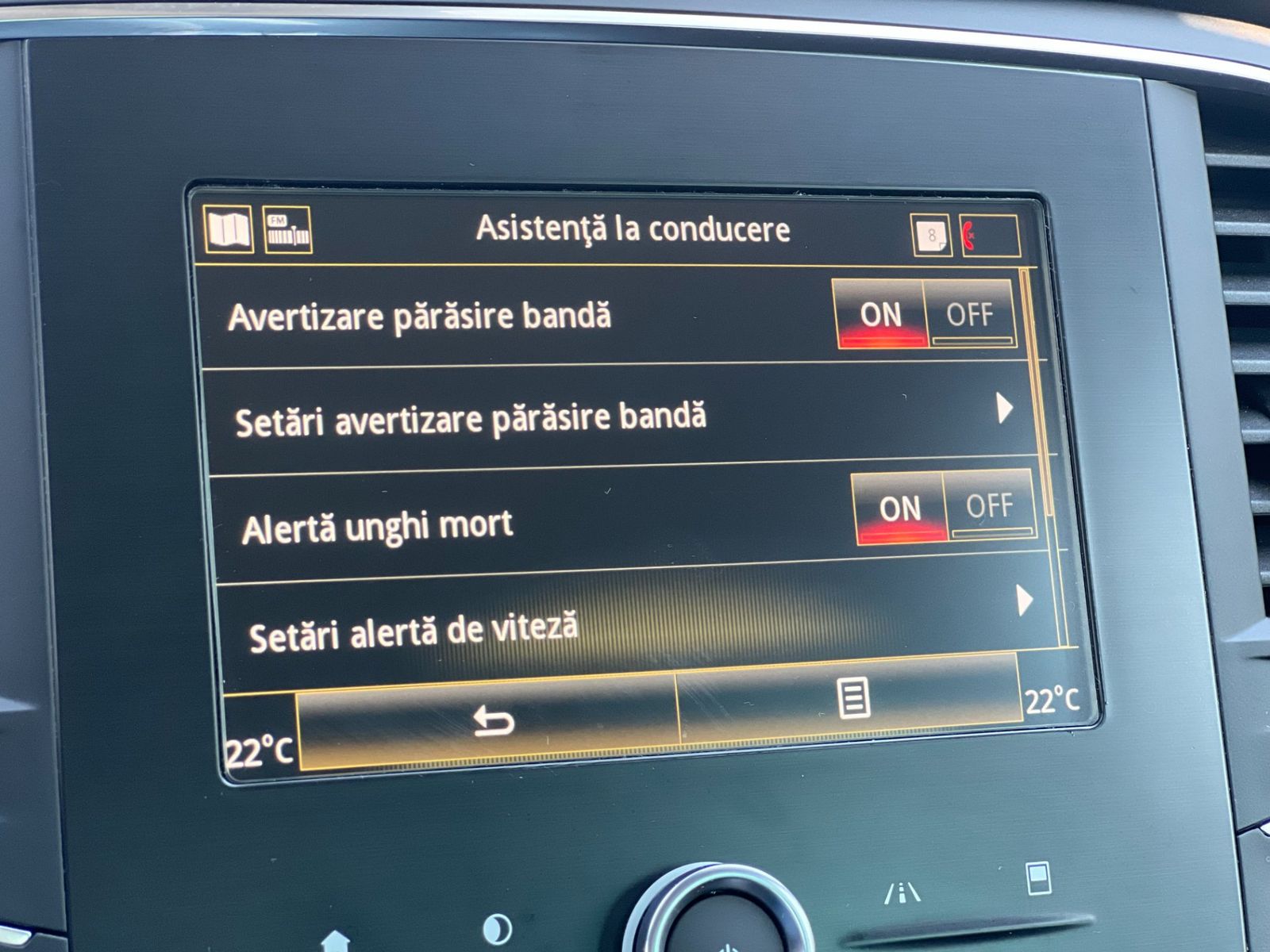 Renault Megane 2019 - foto 24