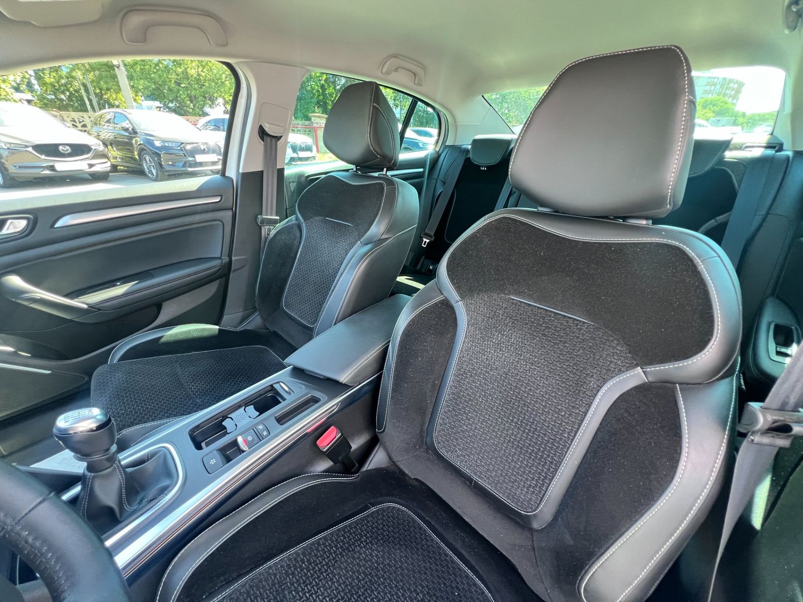 Renault Megane 2019 - foto 14