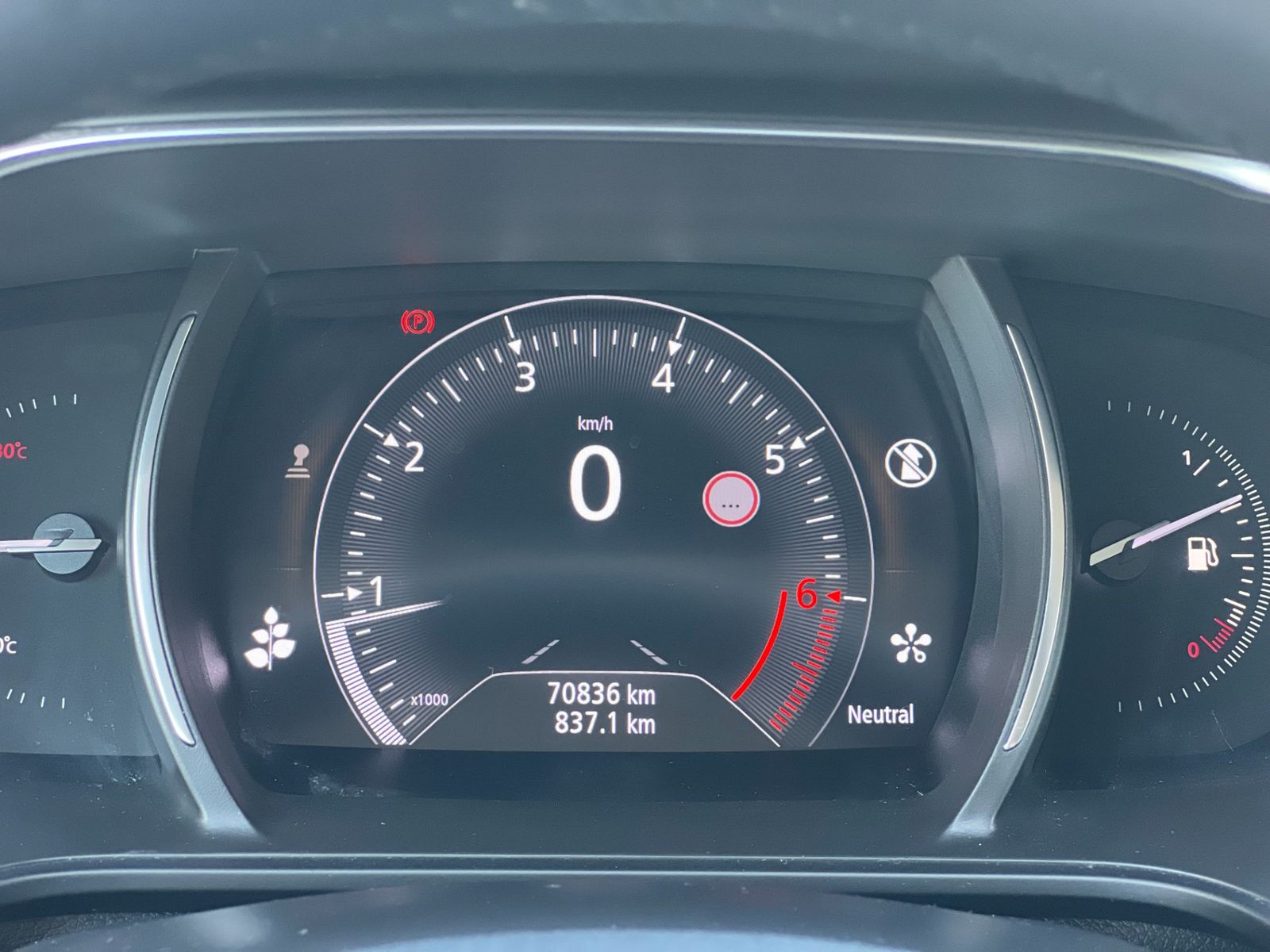 Renault Megane 2019 - foto 20