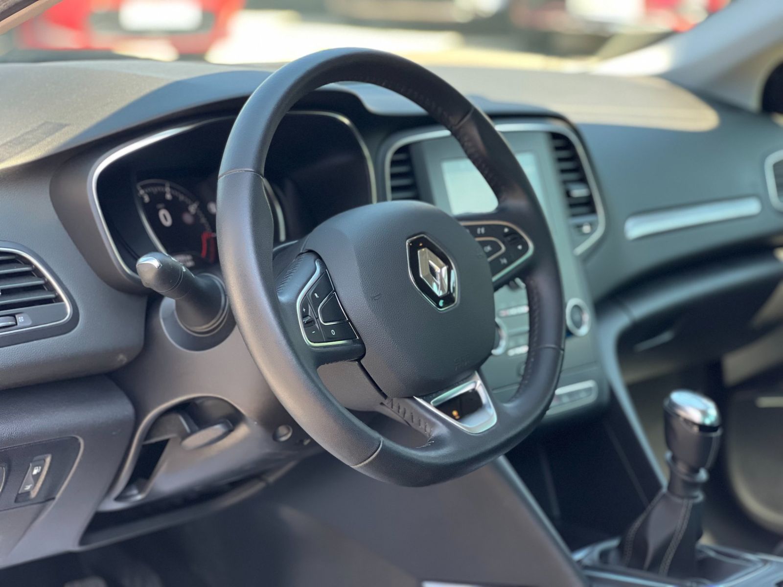 Renault Megane 2019 - foto 8