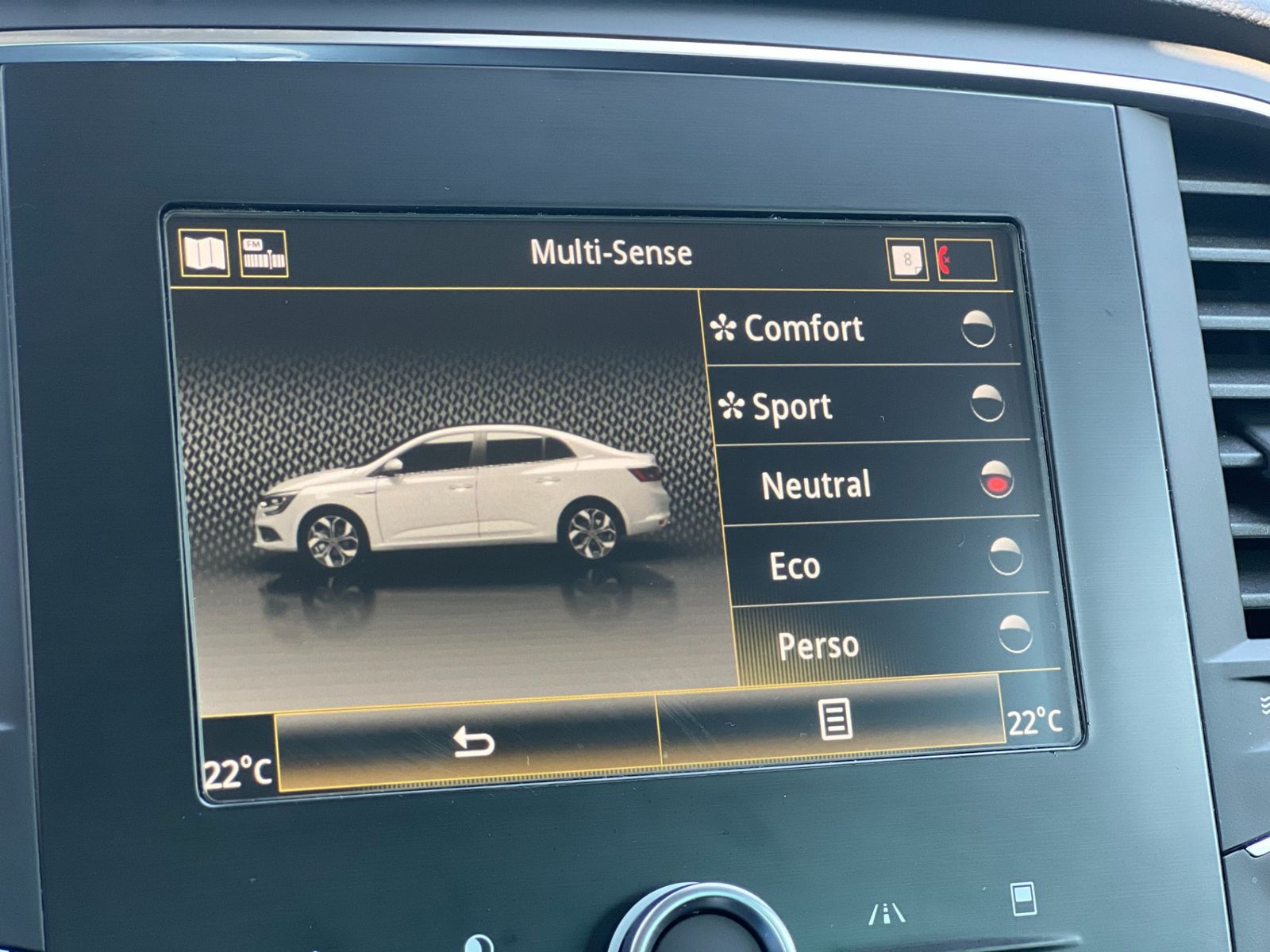 Renault Megane 2019 - foto 26