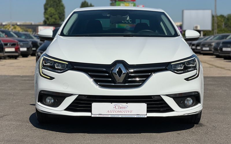 Renault Megane 2019 - foto 2