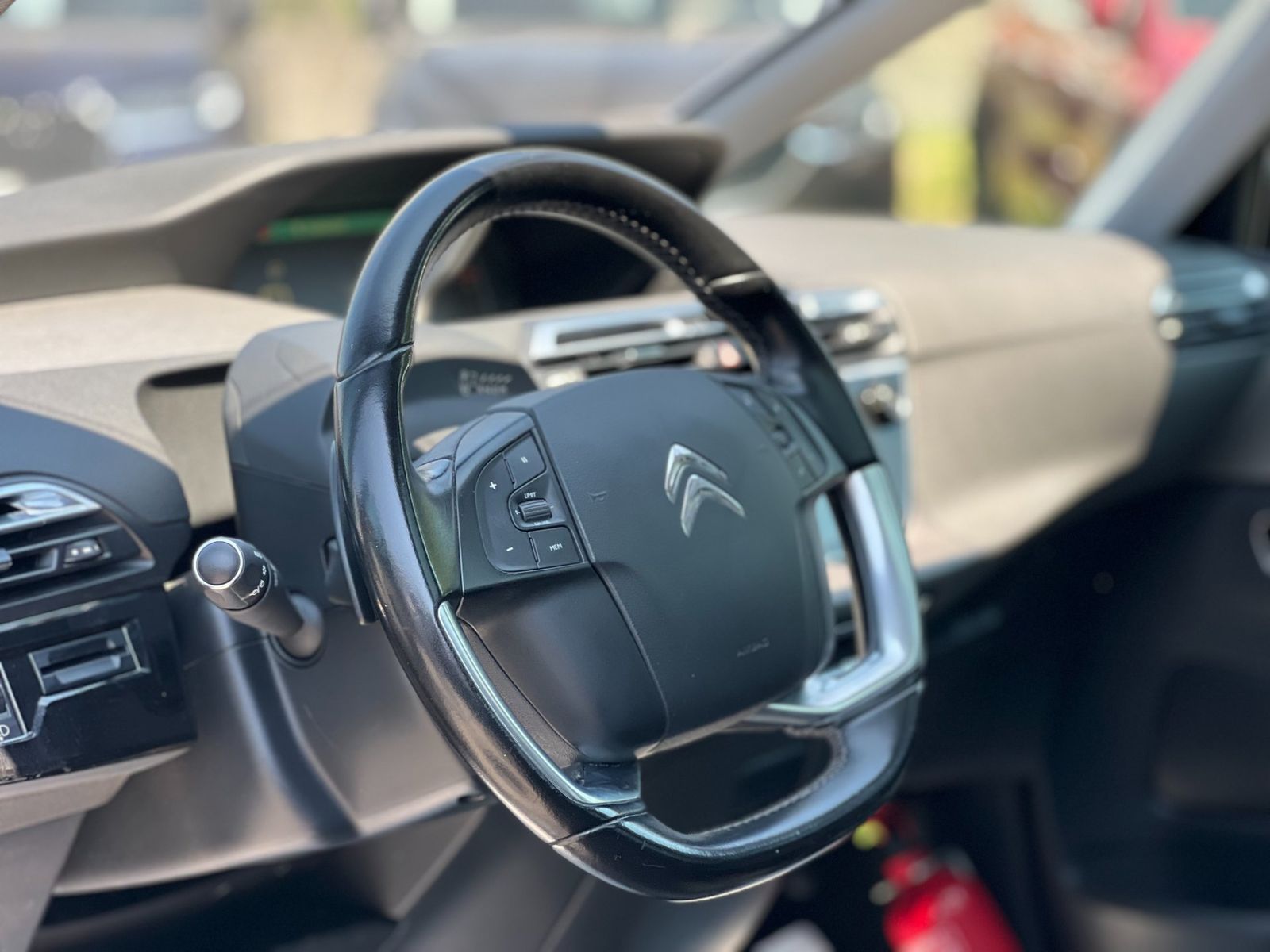 Citroën C4 Grand Picasso 2017 1.2 e-THP Shine - foto 7