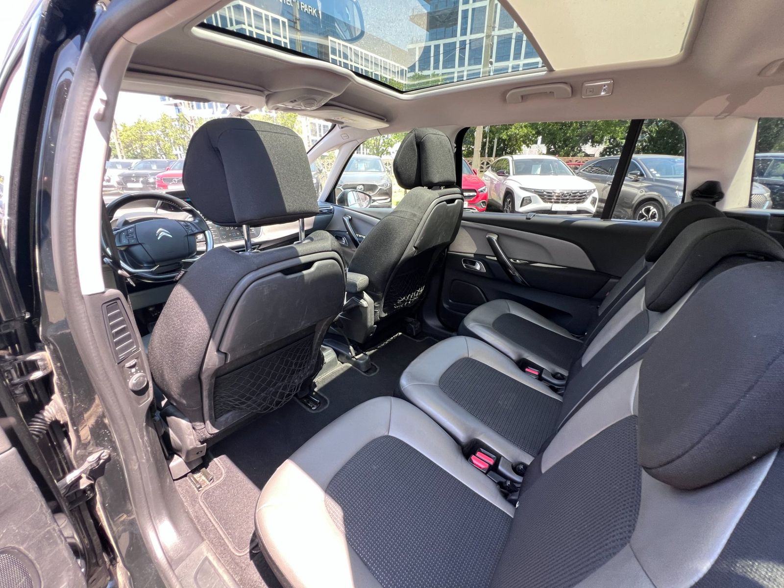 Citroën C4 Grand Picasso 2017 1.2 e-THP Shine - foto 12