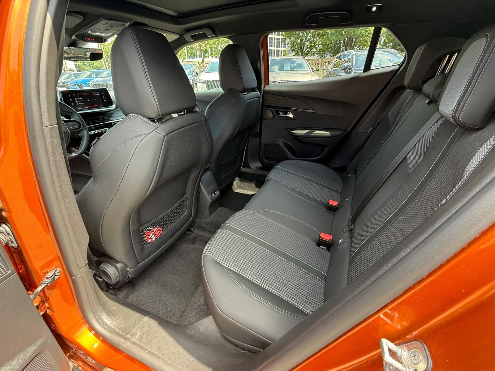 Peugeot 2008 2023 - foto 14