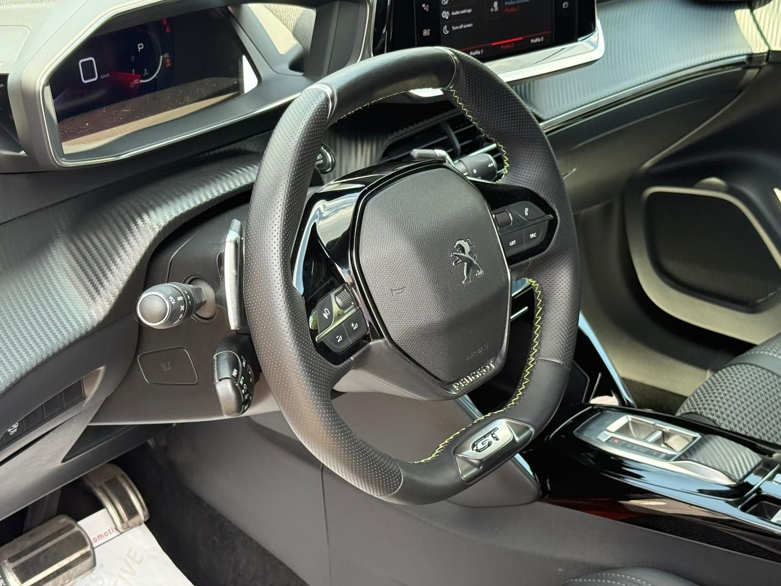 Peugeot 2008 2023 - foto 16