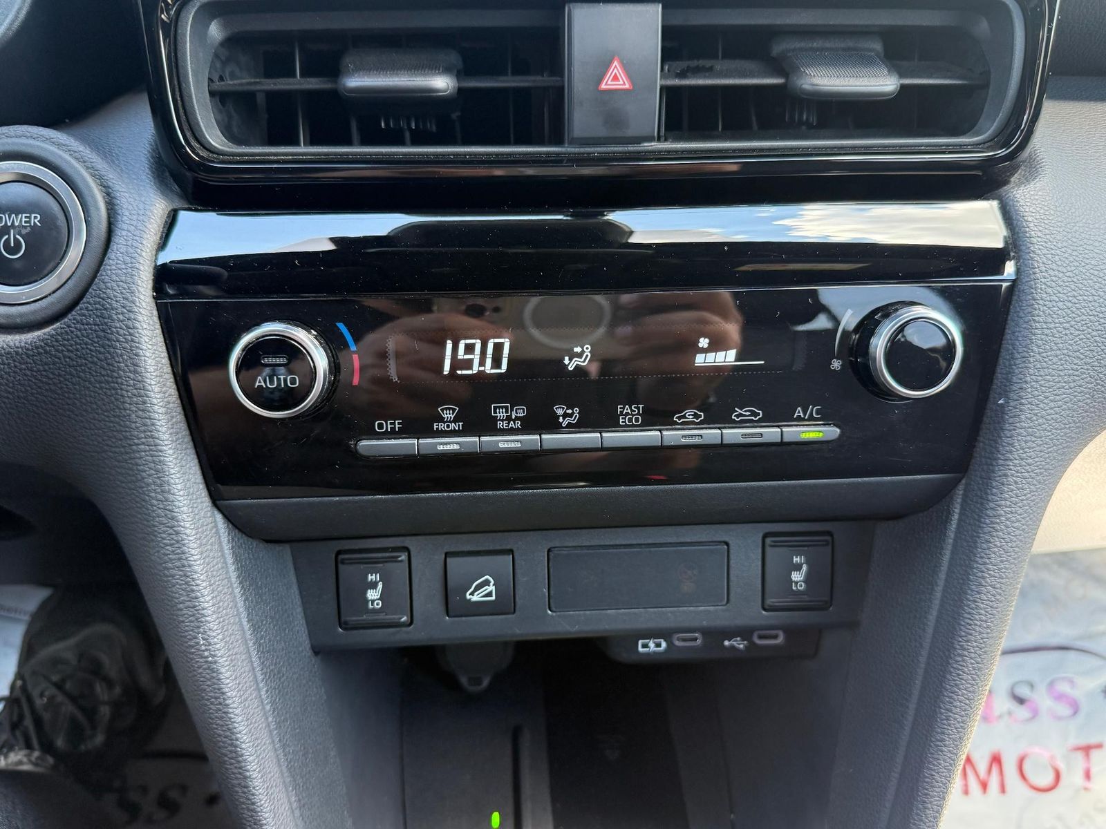 Toyota Yaris Cross - Full Hybrid 4x4 - HEV AWD-i - foto 17