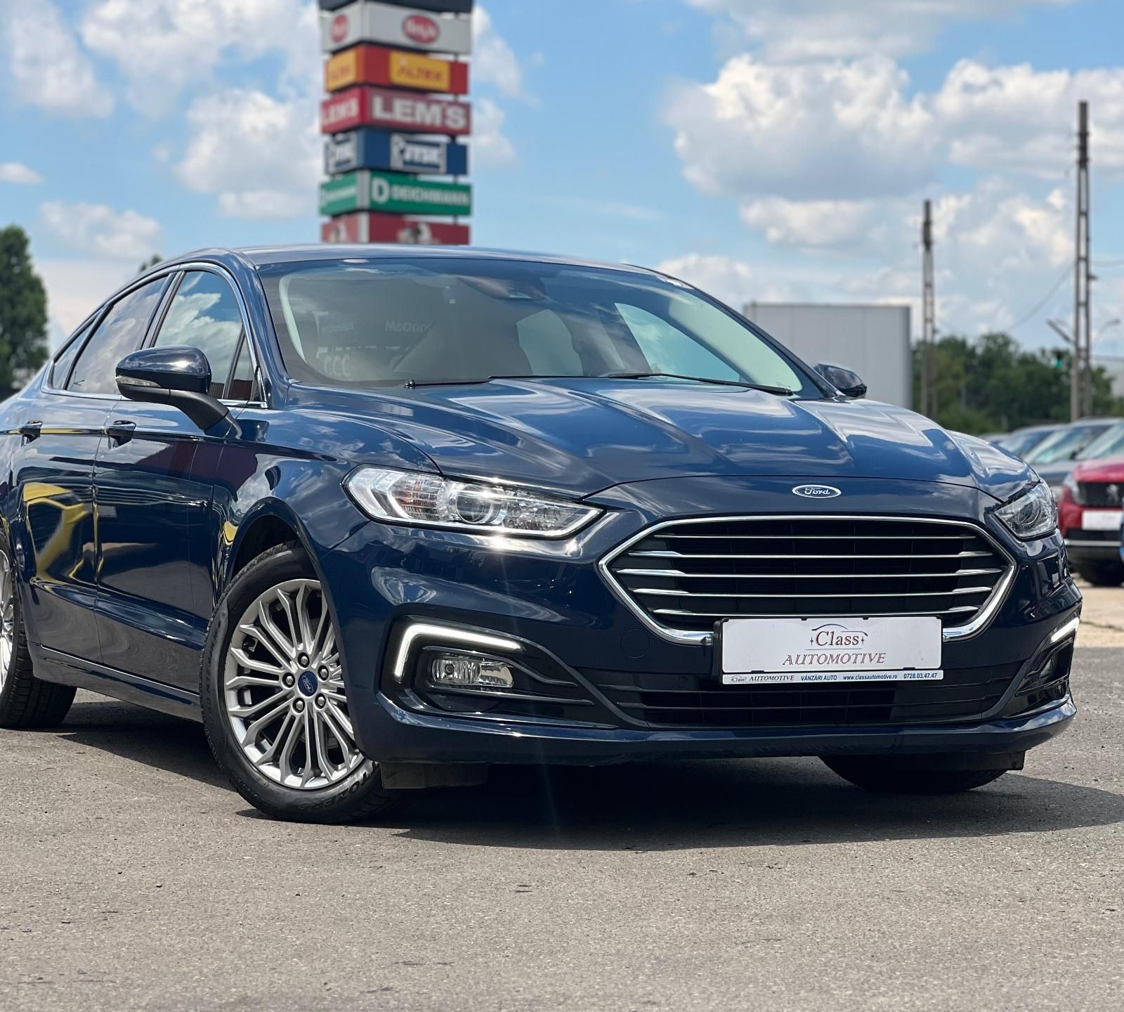 Ford Mondeo Hybrid Titanium 2.0 HEV eCVT - foto 3