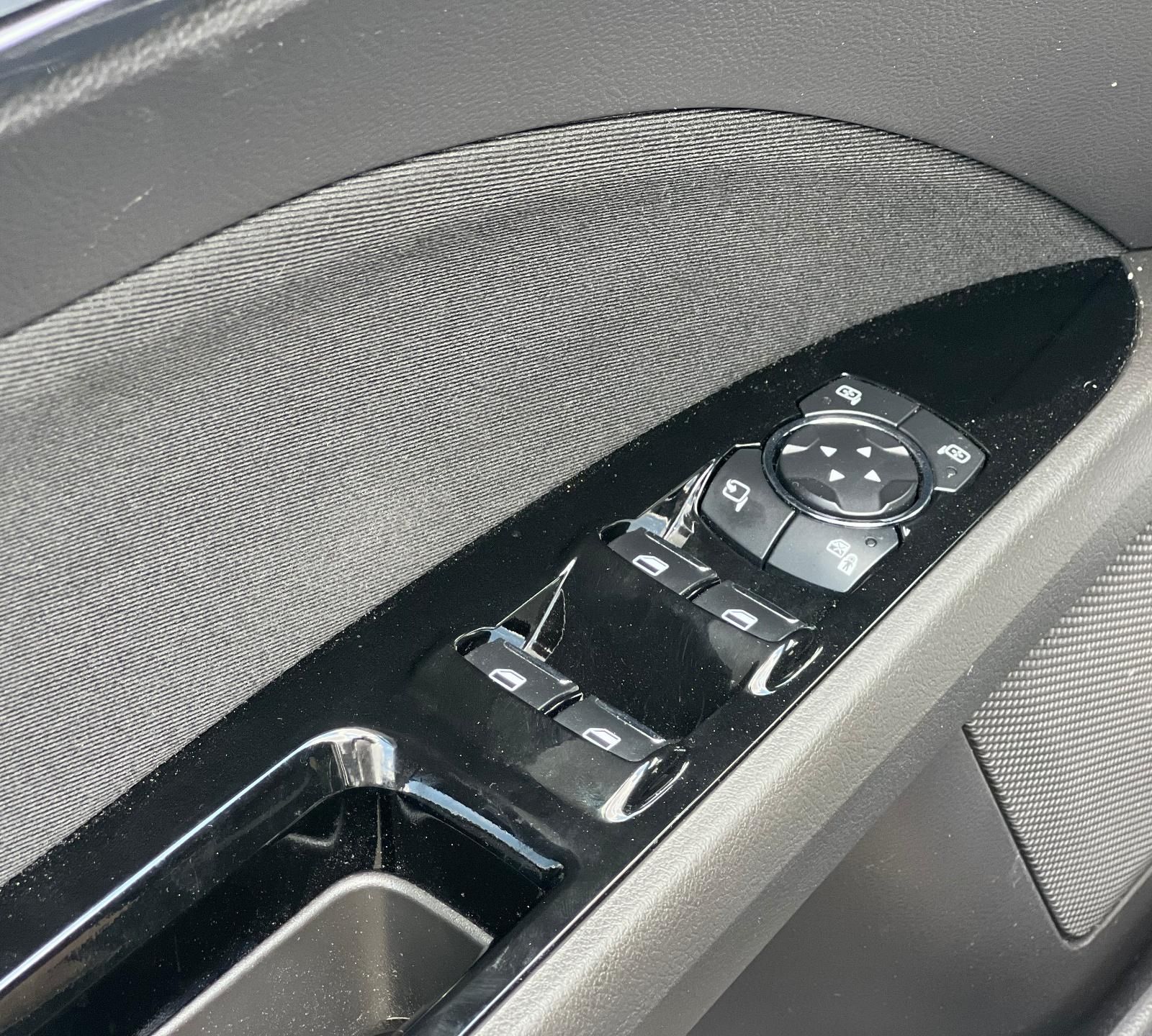 Ford Mondeo Hybrid Titanium 2.0 HEV eCVT - foto 12