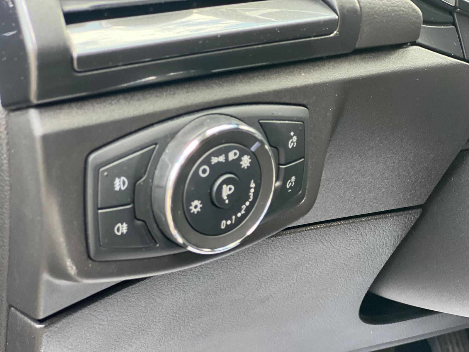Ford Mondeo 2022 2.0 HEV Titanium - foto 13