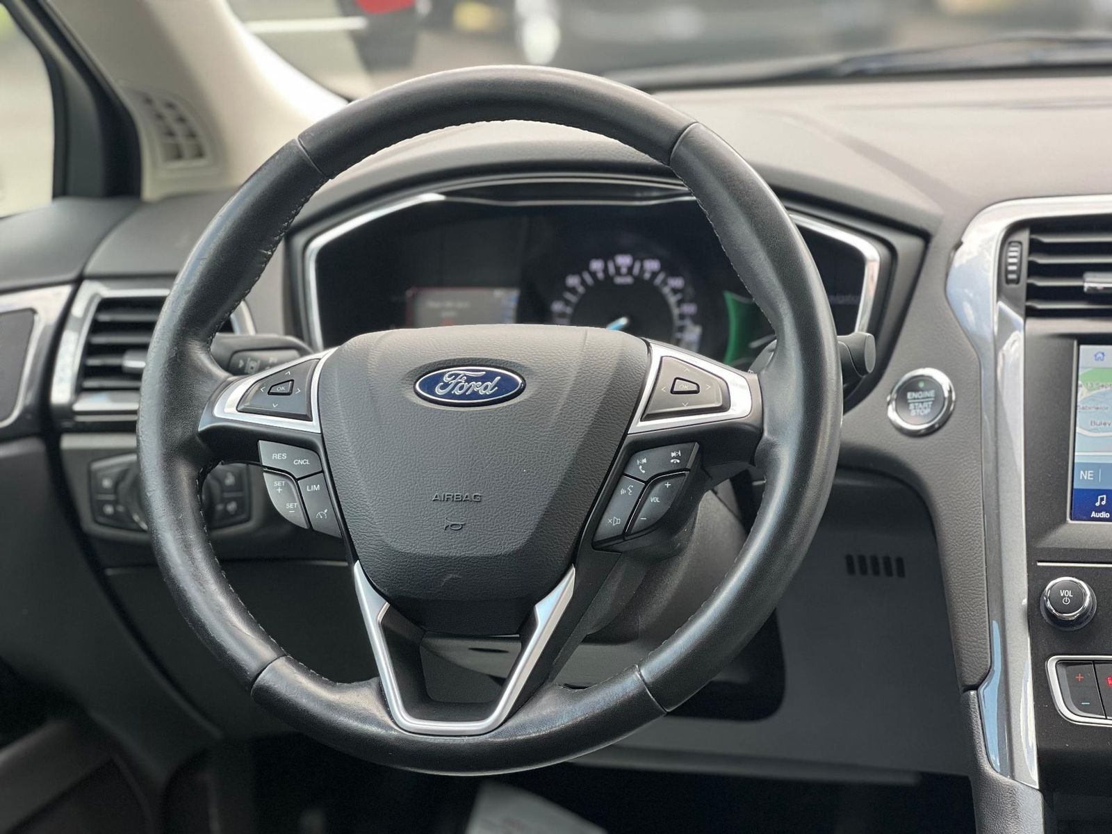 Ford Mondeo 2022 2.0 HEV Titanium - foto 18