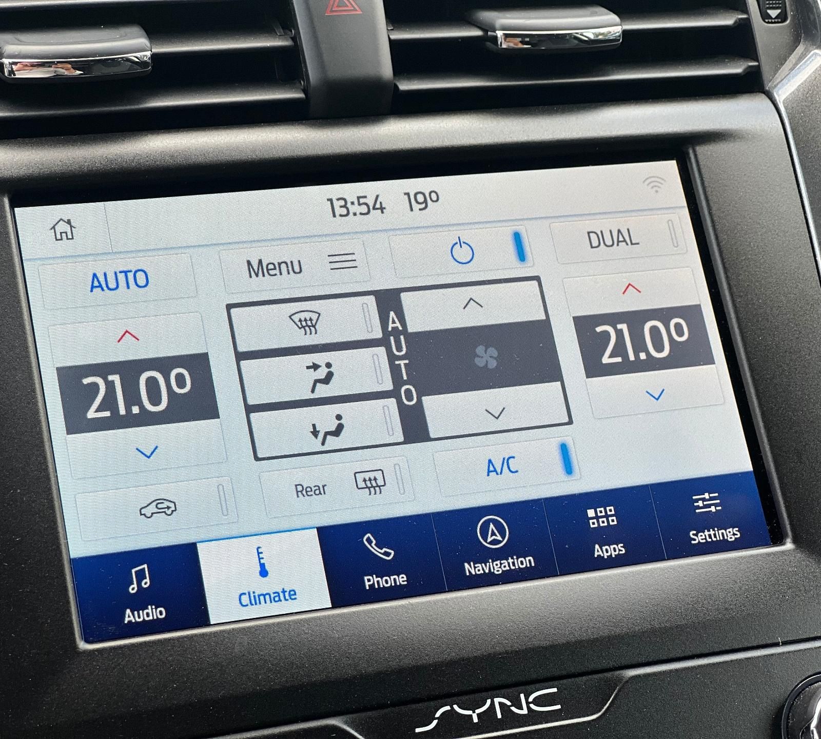 Ford Mondeo Hybrid Titanium 2.0 HEV eCVT - foto 30