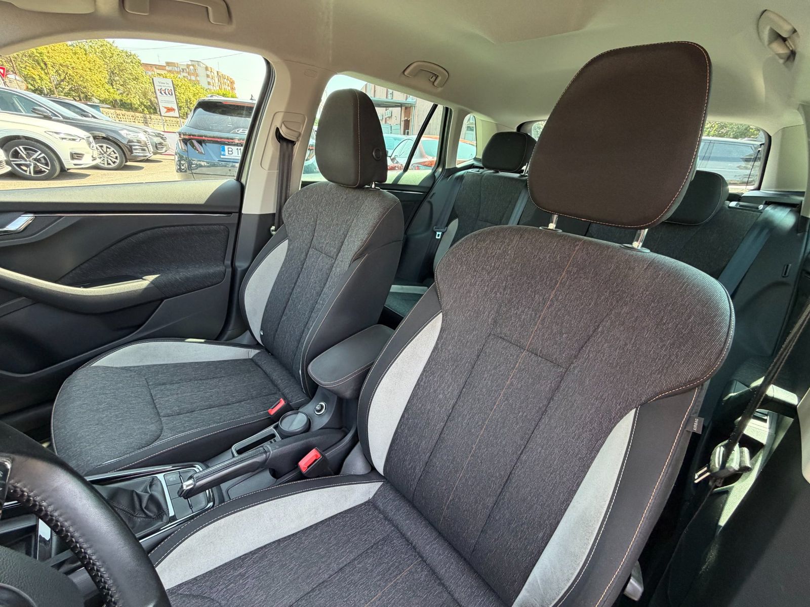 Skoda Kamiq 2023 1.5 TSI DSG Style - foto 13