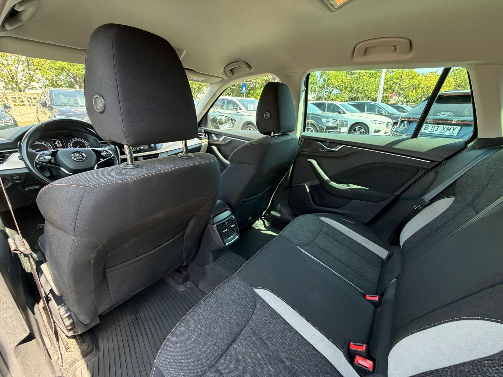 Skoda Kamiq 2023 1.5 TSI DSG Style - foto 14