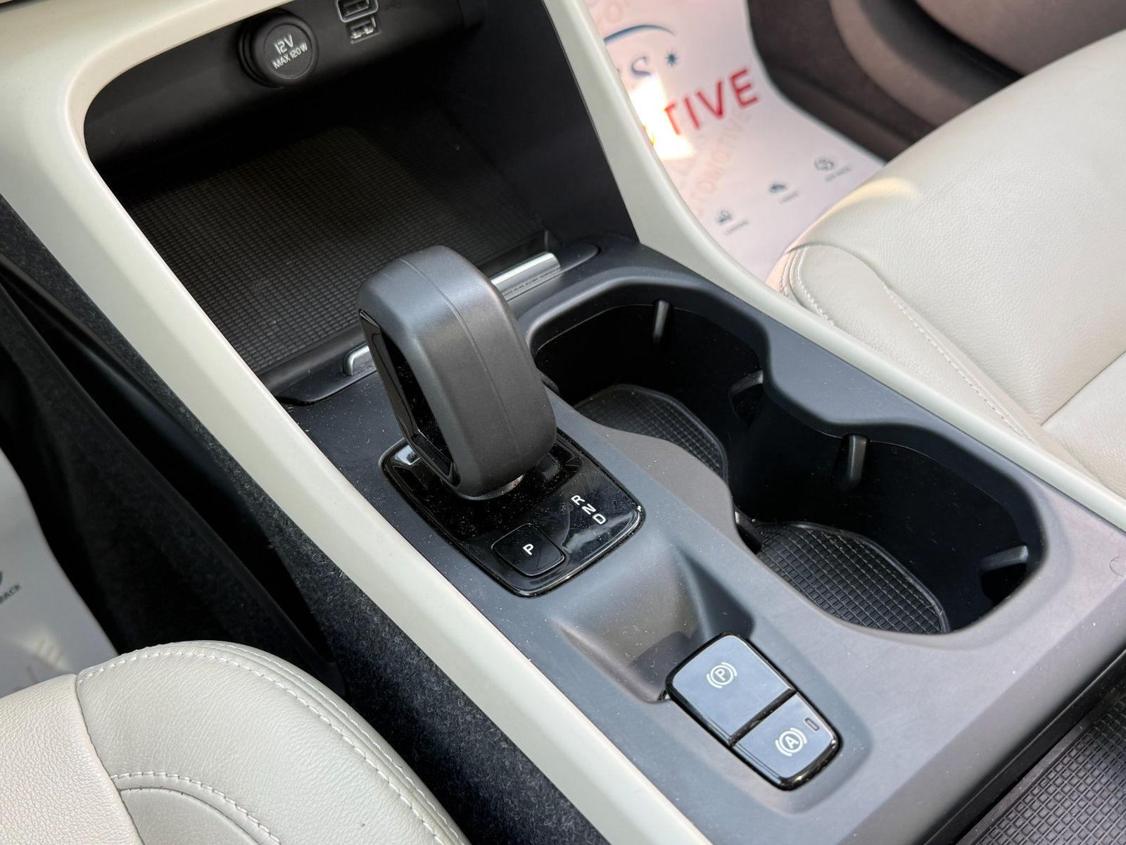 Volvo XC40 2022 Recharge T5 Twin Engine AT7 Inscription Expression - foto 18